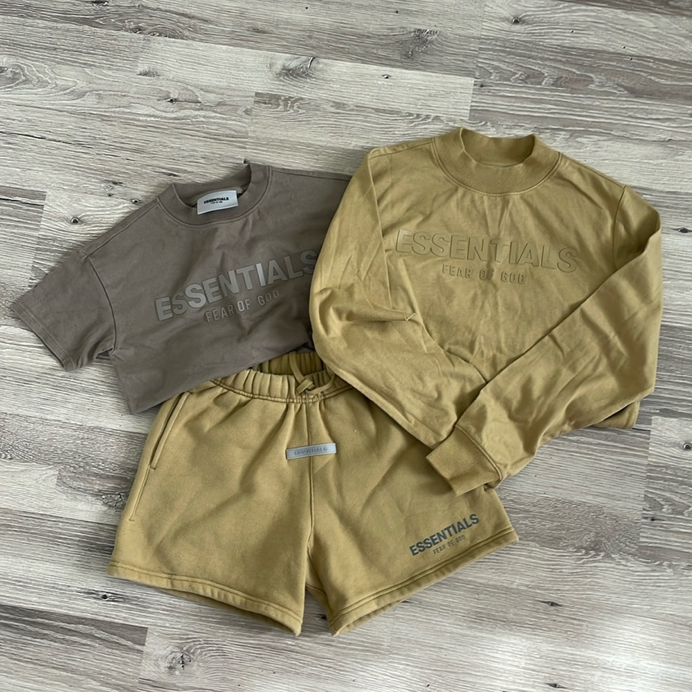 Fear of God Essentials kids bundle. Lightly or never been worn. Kids size 8.